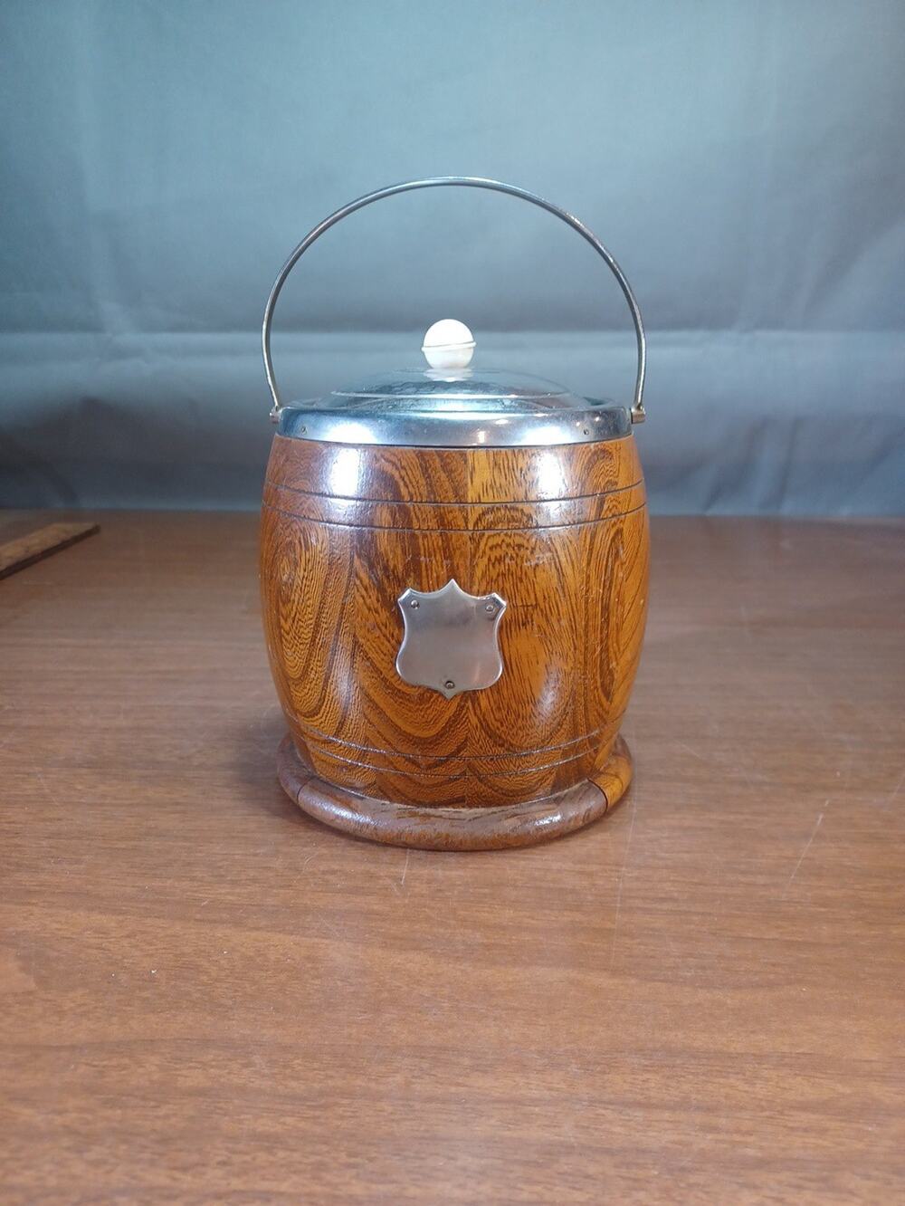 Antique Victorian 6” Oak Biscuit Barrel W/ Lid & Ceramic Liner.